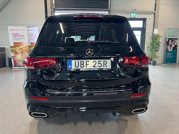Mercedes-Benz GLB200 d 4 of 21