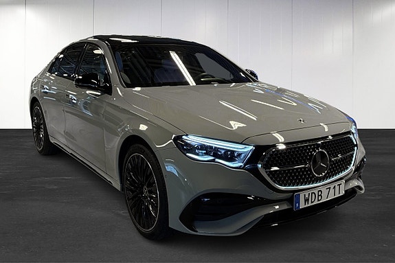 Mercedes-Benz E300 de 2 of 21