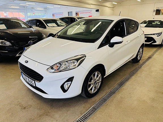 Ford Fiesta 12 of 24