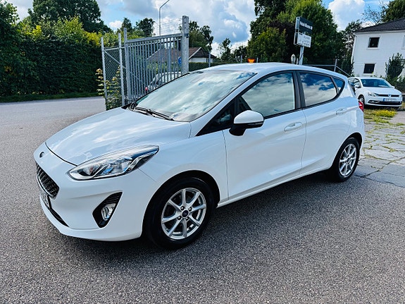 Ford Fiesta 9 of 24