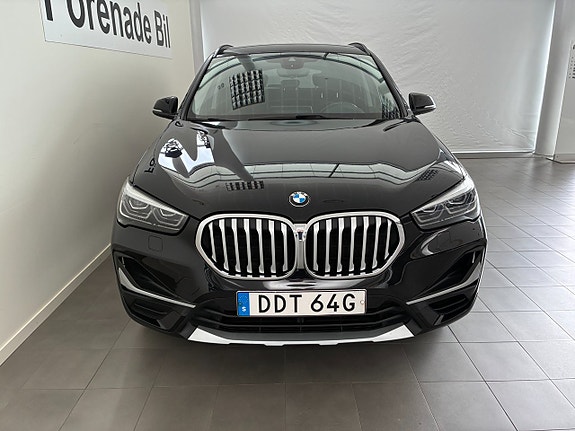 BMW X1 2 of 14