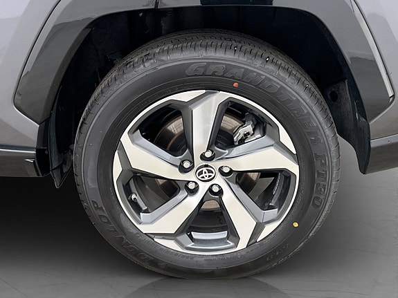 Toyota RAV4 28 of 30