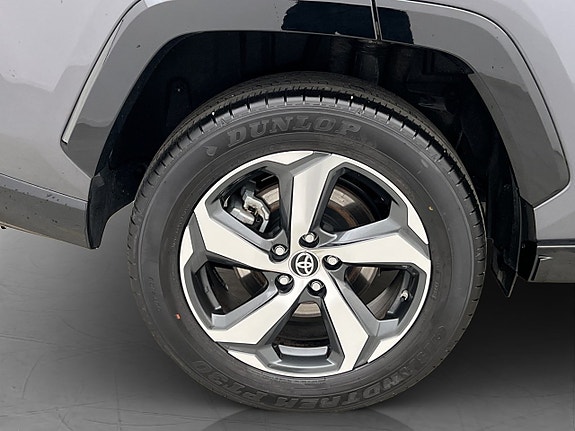 Toyota RAV4 29 of 30