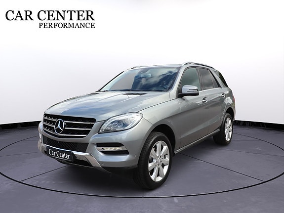 Mercedes-Benz ML350 5 of 19