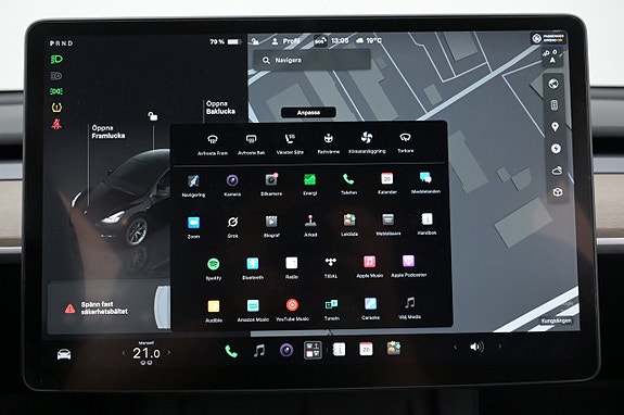 Tesla Model Y 22 of 27