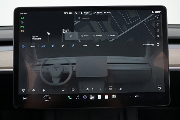 Tesla Model Y 20 of 27