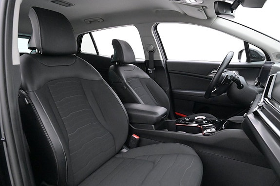 Kia Sportage 13 of 27