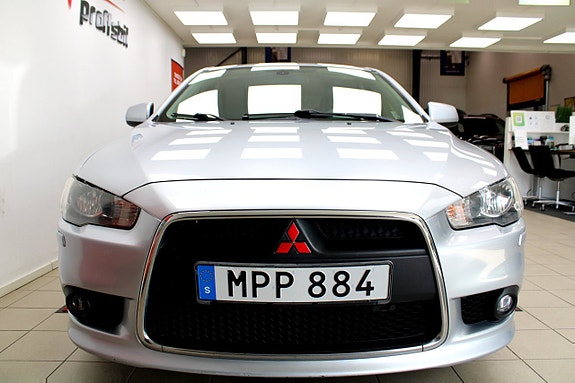 Mitsubishi Lancer 4 of 26