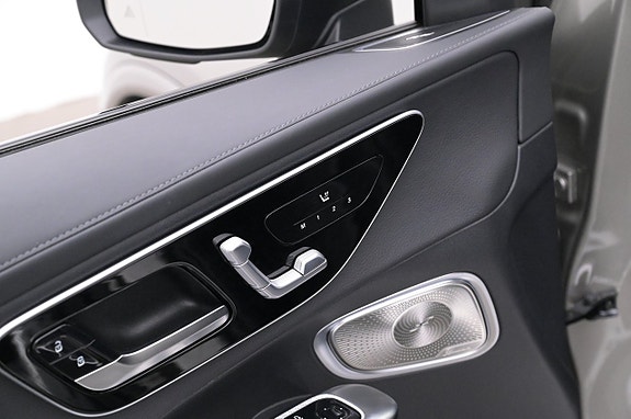 Mercedes-Benz GLC400 e 12 of 27