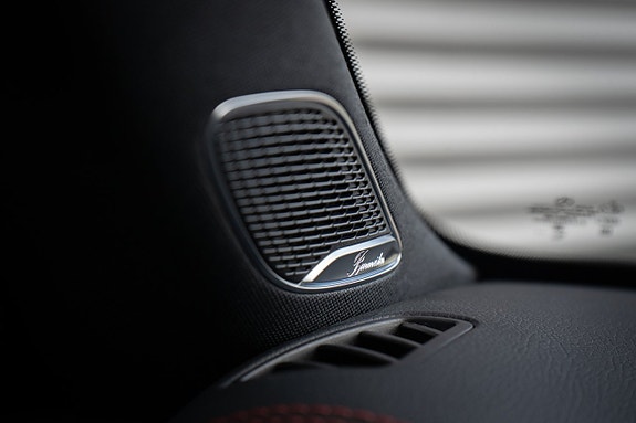 Mercedes-Benz CLA250 e 16 of 24