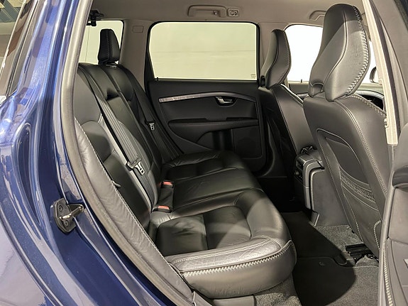 Volvo V70 21 of 24