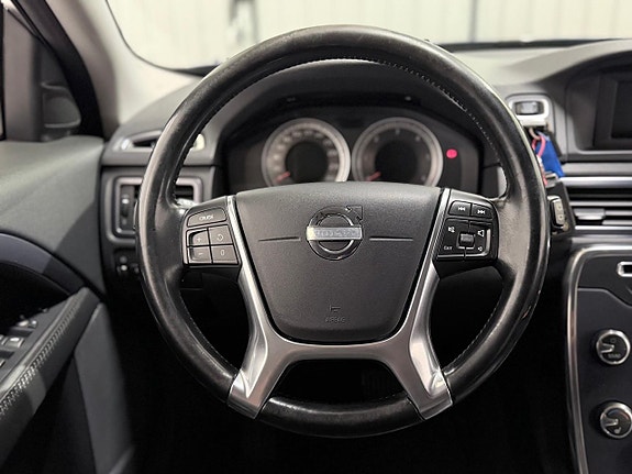 Volvo V70 14 of 24