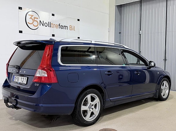 Volvo V70 5 of 24