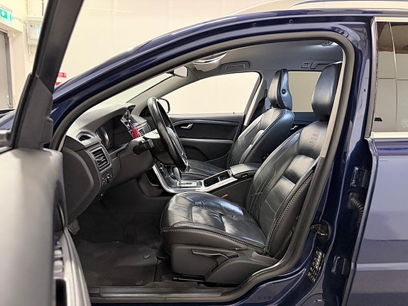 Volvo V70 9 of 24