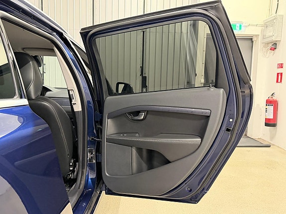 Volvo V70 20 of 24