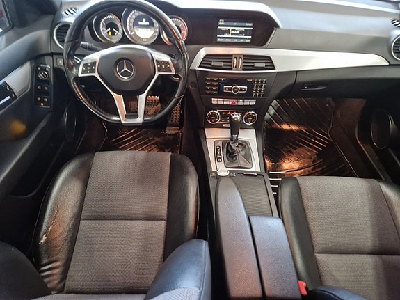 Mercedes-Benz C220 4 of 18