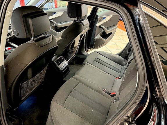 Audi A4 16 of 16