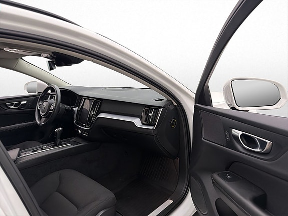 Volvo V60 26 of 30