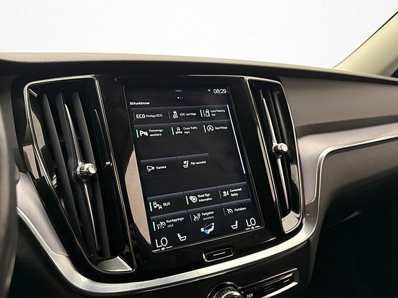 Volvo V60 24 of 30
