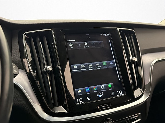 Volvo V60 21 of 30