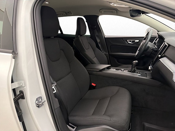 Volvo V60 25 of 30