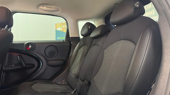 MINI Countryman Cooper D 11 of 21