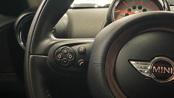 MINI Countryman Cooper D 17 of 21