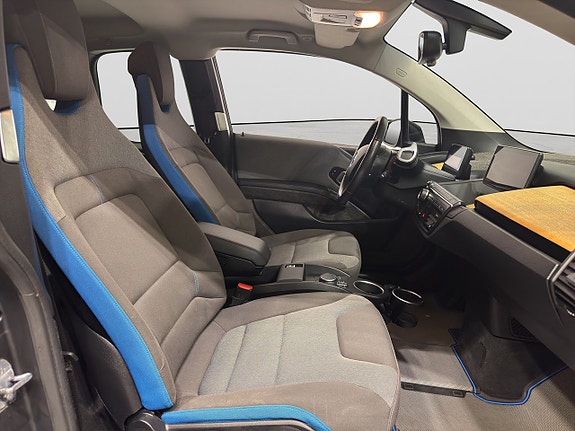 BMW i3s 9 of 18