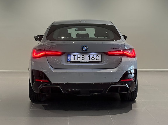 BMW i4 4 of 19