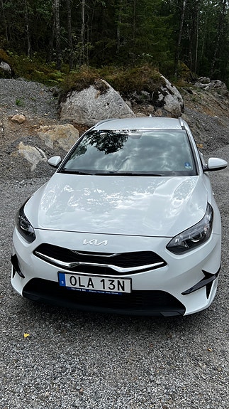Kia Ceed 2 of 9