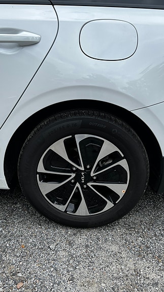 Kia Ceed 5 of 9