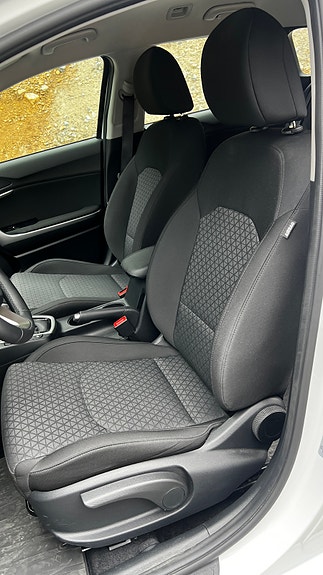 Kia Ceed 8 of 9