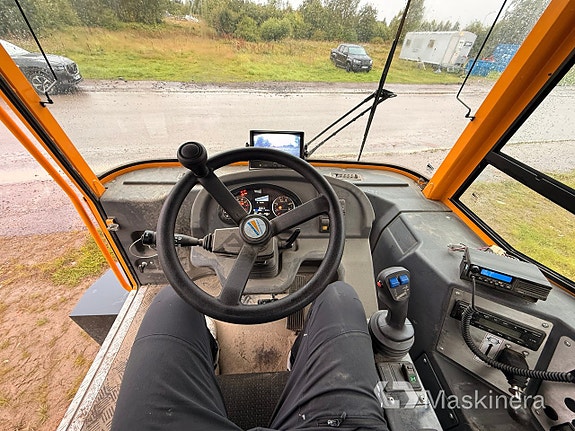 Dumper Bergman C815s 14 of 27