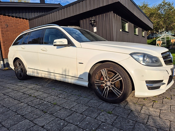 Mercedes-Benz C220 d 3 of 9