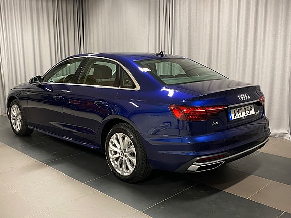 Audi A4 3 of 18