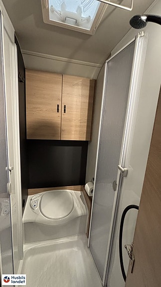 Knaus L!ve TI 590 MF Platinum Selection 8 of 13