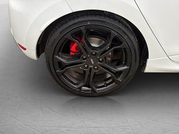 Renault Clio 30 of 30
