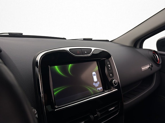 Renault Clio 20 of 30
