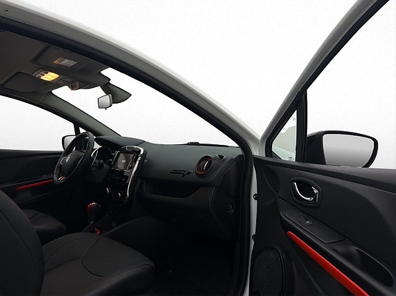 Renault Clio 24 of 30