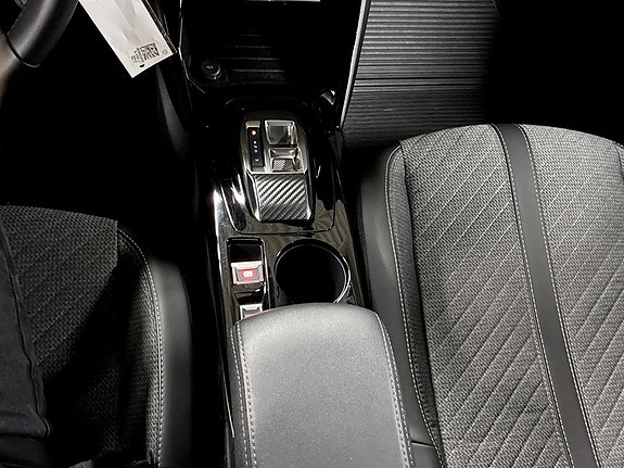 Peugeot 2008 13 of 19