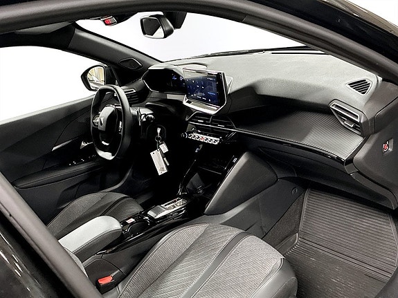 Peugeot 2008 14 of 19