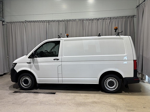 Volkswagen Transporter 2 of 27