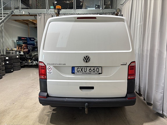 Volkswagen Transporter 4 of 27