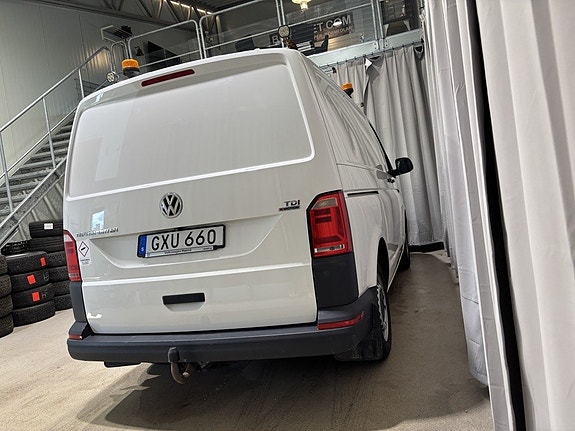 Volkswagen Transporter 5 of 27