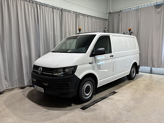 Volkswagen Transporter 8 of 27