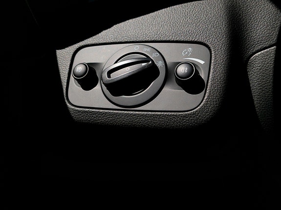 Ford Kuga 11 of 25