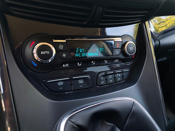 Ford Kuga 16 of 25