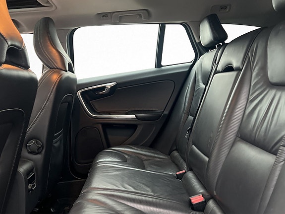 Volvo V60 27 of 30