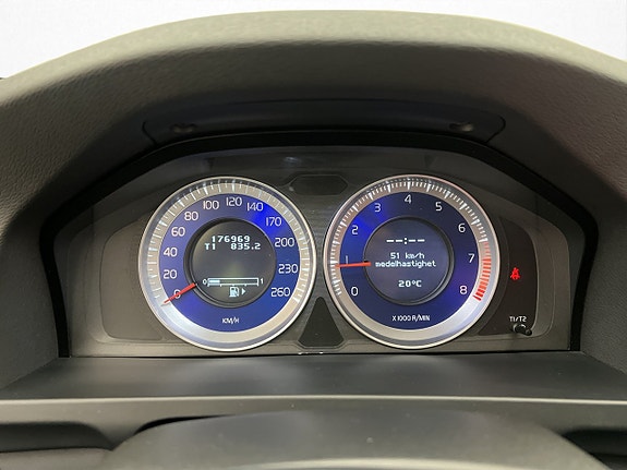 Volvo V60 17 of 30