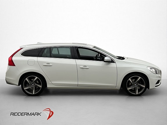 Volvo V60 9 of 30